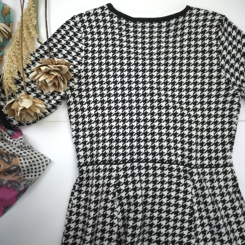Sandra Darren Black and White Houndstooth Sweater Dress Sz L - Picture 10 of 12